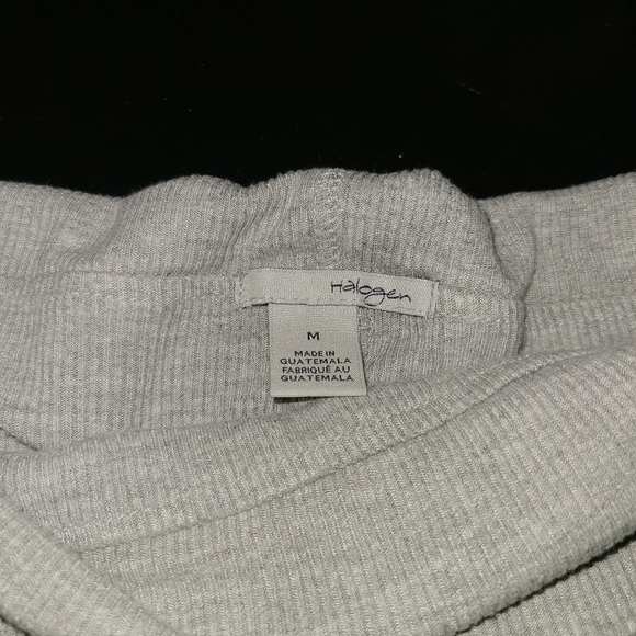 Off the shoulder top - Picture 3 of 4